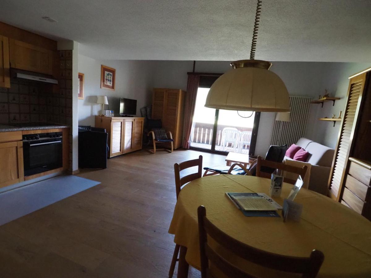 Apartament Residenz La Mora La Punt-Chamues-ch Zewnętrze zdjęcie