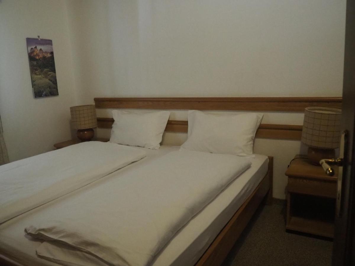 Apartament Residenz La Mora La Punt-Chamues-ch Zewnętrze zdjęcie